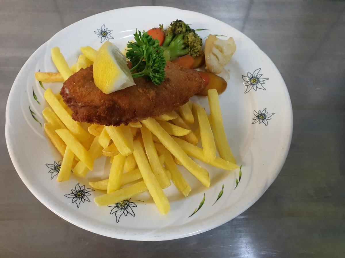 Hotel-Restaurant-Linde Gundlischwand Dış mekan fotoğraf