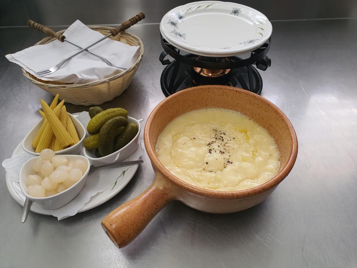 Hotel-Restaurant-Linde Gundlischwand Dış mekan fotoğraf